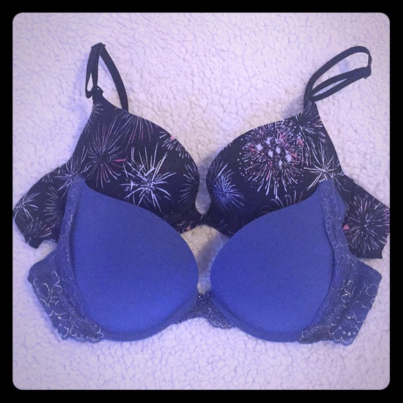 Victoria’s Secret Bras - Picture 1 of 4